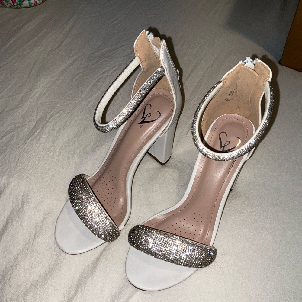 Bling weddings bachelorette shoes size 6.5